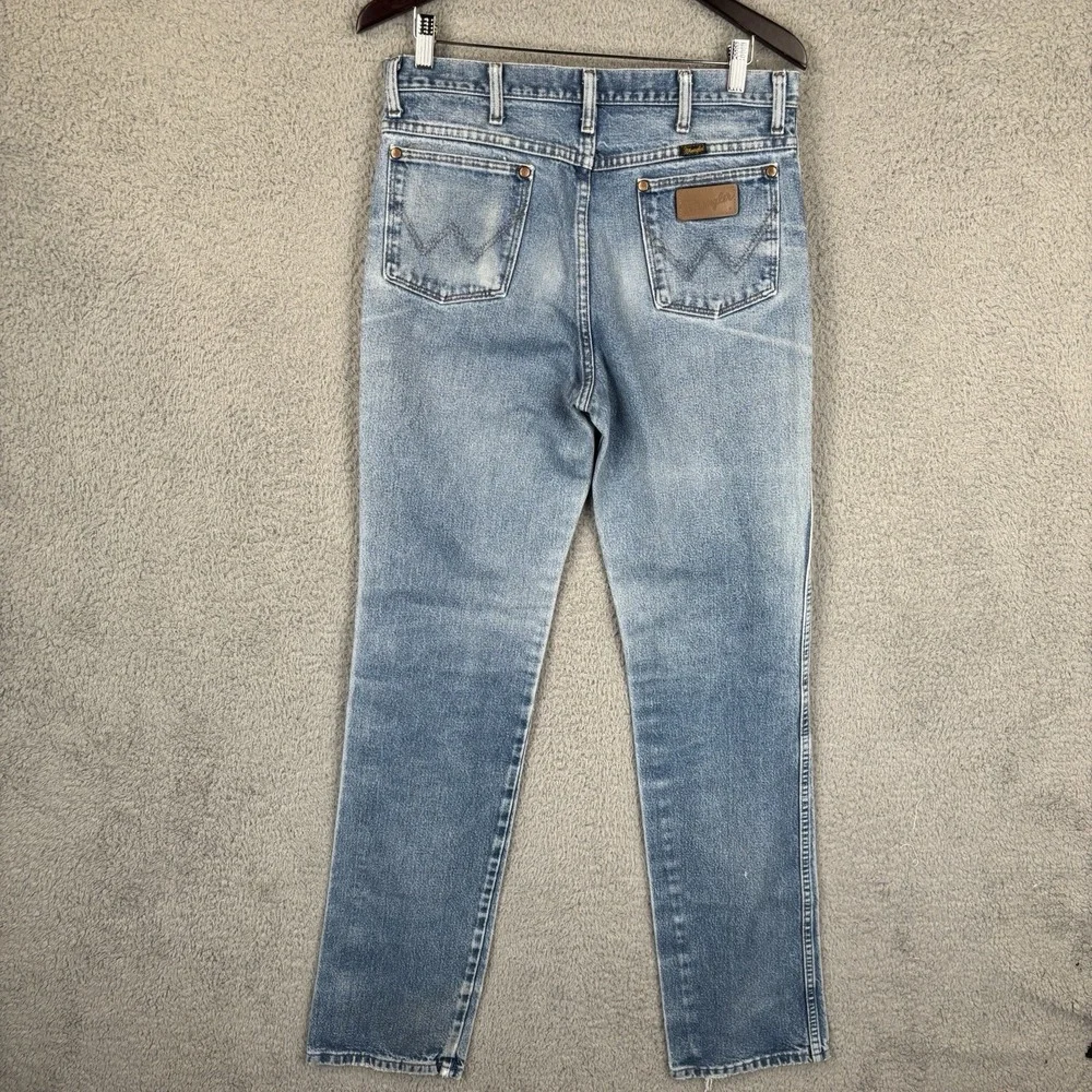 Wrangler Jeans Mens 33x38 (Fits 32x36) Blue Cowboy Cut Slim Fit Faded Distressed
